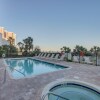 Отель Oceanview condo Steps to the beach, фото 8