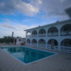 Отель Kenwood Villa, фото 1