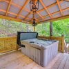 Отель Murray Cabin w/ Hot Tub: Walk to Kentucky Lake!, фото 7