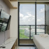 Отель Comfortable And Simply Studio At Sky House Bsd Apartment, фото 4