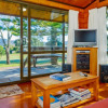 Отель Gumhill Escape - Pauanui Holiday Home, фото 13