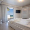 Отель Akrogiali Beach Hotel Apartments, фото 1