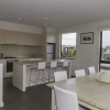 Отель Stylish 4 Bedroom Condo, фото 13