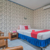 Отель RedDoorz near Tugu Naga Singkawang, фото 36