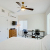 Отель Modern Lawrence Home w/ Patio < Half-mi to U of K!, фото 5