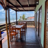 Отель Impeccable 4-bedroom Beach House With a Great View, фото 12