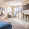 Отель Sandstone by AvantStay Spacious Desert Oasis w Pool BBall Crt Movie Room, фото 2