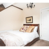 Отель Traditional, Stunning and Spacious 2BR Apt for 4, фото 5