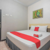 Отель RedDoorz Syariah near Taman Rozeline Penajam, фото 6
