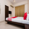 Отель OYO 20015 SilverKey Bandra East BKC Bandra, фото 17
