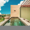 Отель Cozy 2 BR Penthouse With Private Terrace and Jacuzzi, фото 1