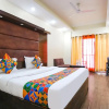 Отель OYO Rooms 088 Doon View, фото 24