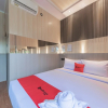 Отель RedDoorz near Exit Toll Sirkuit Sentul, фото 25