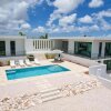 Отель Villa White Sand - Charming villa with breathtaking view over the Spanish Water and indoor Game Room, фото 27