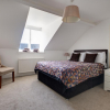 Отель Licatas Apartment Cotswolds Sleeps 6, фото 21