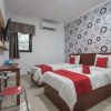 Отель Zameena Guest House by RedDoorz, фото 20