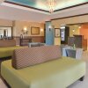 Отель La Quinta Inn & Suites by Wyndham Woodward, фото 35