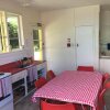 Отель On the Beach Backpackers Lodge, фото 11