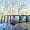 Отель Inviting 2-bed Chalet in Caernarfon, фото 13