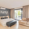 Отель Lovely Six Bedroom Villa With Uninterrupted Sea Views 17 Geneva, фото 12
