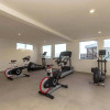 Отель One Bedroom, Great Location, Large Roof Pool With Beautiful Views, Gym Included, фото 17