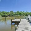 Отель Waterfront Annapolis Home: Fire Pit & Fishing Pier, фото 17