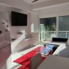 Отель Charming 2-bed Apartment in Agia Triada, фото 11