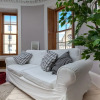 Отель Bright Corner 1BR Tenement Next to Meadows, фото 14