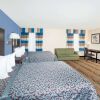 Отель Days Inn By Wyndham Springfield, фото 2