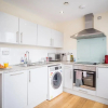 Отель Stylish City 2 Bed, 2 Bath, FREE PARKING & WiFi, фото 5