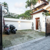 Отель Canggu 400m Tobeach Escape 4br Designer Villa, фото 1