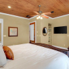Отель Luxury On Main St! Stunning Home in Heart of Fred!, фото 3