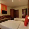 Отель Four Squares Inn, фото 4