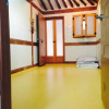 Отель Jeonju Golmokgil Guesthouse, фото 17