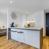 Отель FV Dream 2 BED Apt+ Pool+ Free Parking Qfv211-16, фото 2