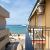 Отель B&B Le Suites di Costanza, фото 7