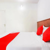 Отель OYO Flagship 22598 Oval Retreat, фото 2