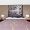 Отель Super 8 by Wyndham Columbus Airport, фото 2