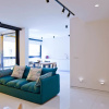 Отель Elegant 2BR with Veranda by FeelHome, фото 18