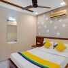 Отель Itsy Hotels Aakash,100 Mts From Sardar Patel Stadium, фото 9