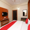 Отель OYO 23341 Hotel Neena Palace, фото 5