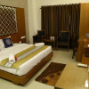 Отель OYO Rooms Shimla Highway Zirakpur, фото 9