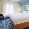 Отель Fairfield Inn & Suites by Marriott Austin-University Area, фото 4