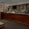 Отель Country Inn & Suites by Radisson, Portland International Airport, OR, фото 19