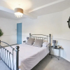 Отель Host Stay Apartment 2 Old Mill, фото 9