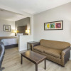 Отель Quality Suites Hickory South, фото 5