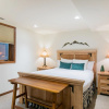 Отель Pacific Street Townhome 514b by Avantstay Cute Townhouse in the Heart of Telluride!, фото 8