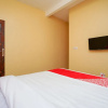 Отель OYO 2656 Az Zahra Residence Syariah, фото 6