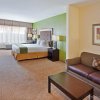 Отель Holiday Inn Express and Suites Savannah - Midtown, an IHG Hotel, фото 5