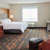 Отель Holiday Inn & Suites Philadelphia W - Drexel Hill, an IHG Hotel, фото 3